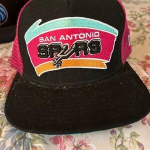 Basketball spurs hat